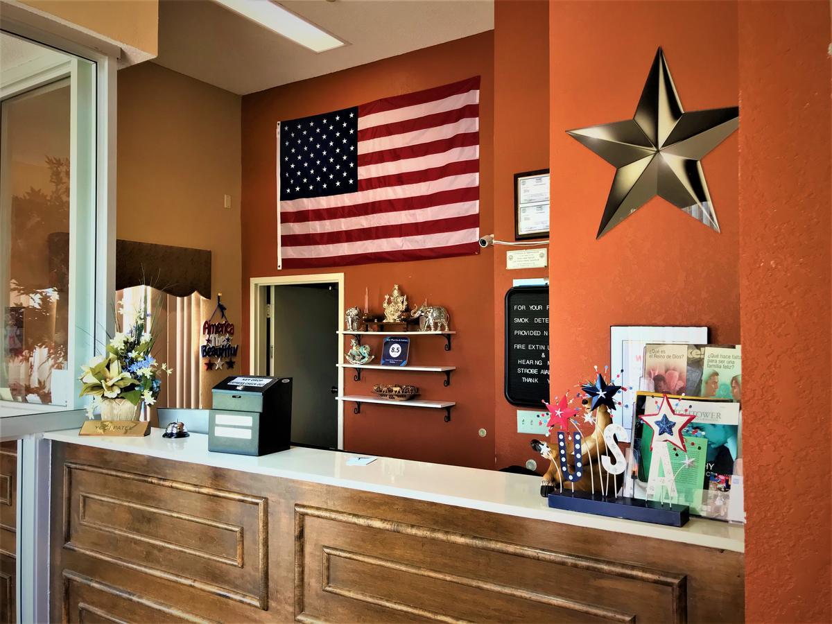 Star Plus Inn & Suites Selmer ภายนอก รูปภาพ