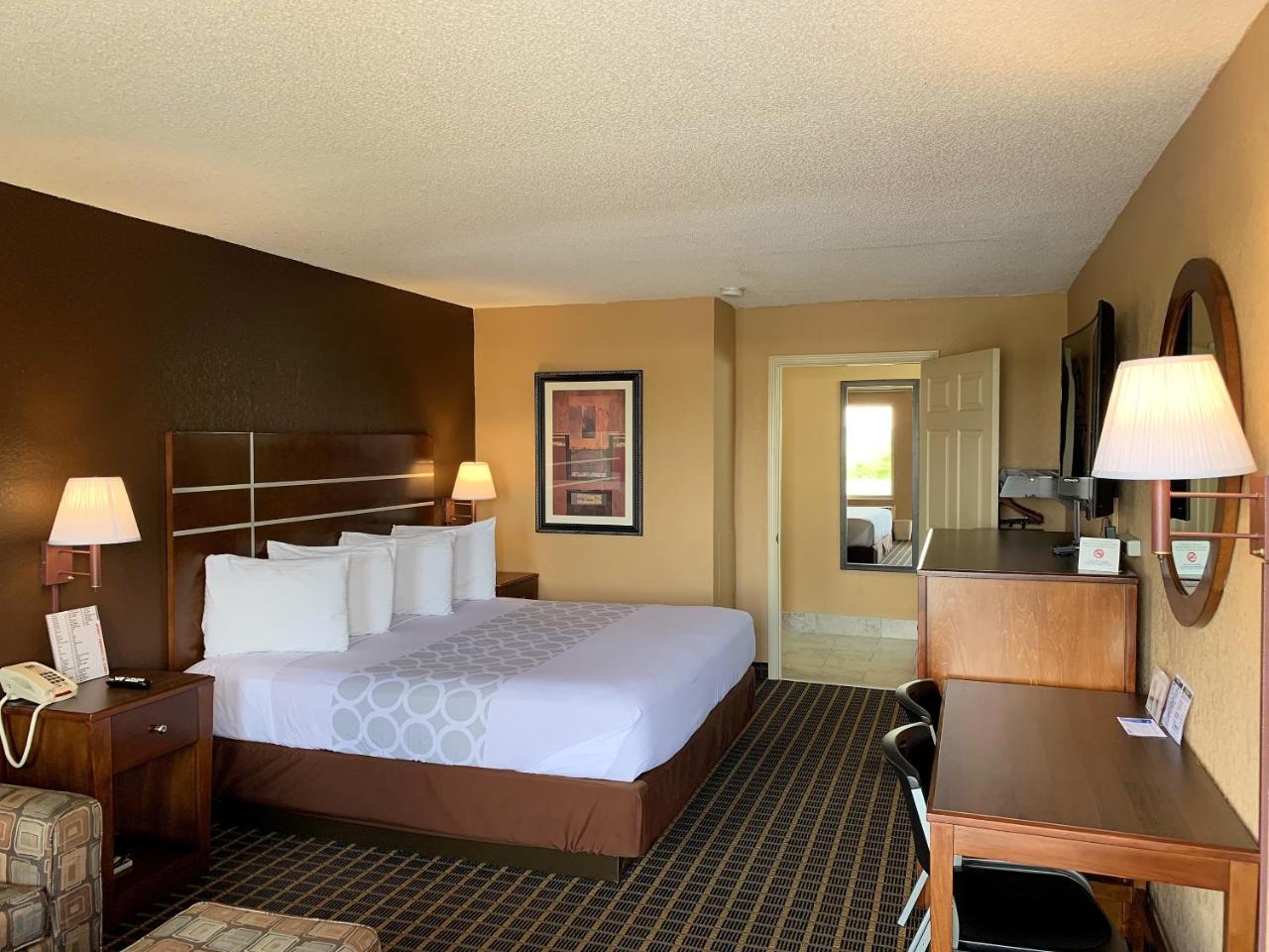 Star Plus Inn & Suites Selmer ภายนอก รูปภาพ