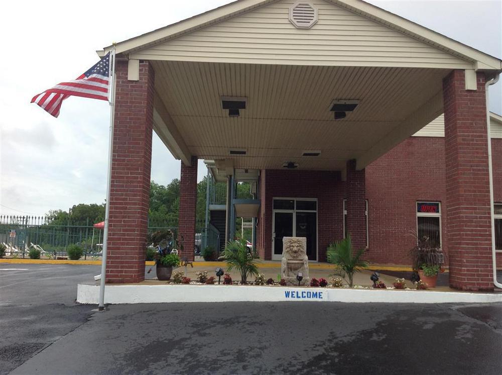 Star Plus Inn & Suites Selmer ภายนอก รูปภาพ