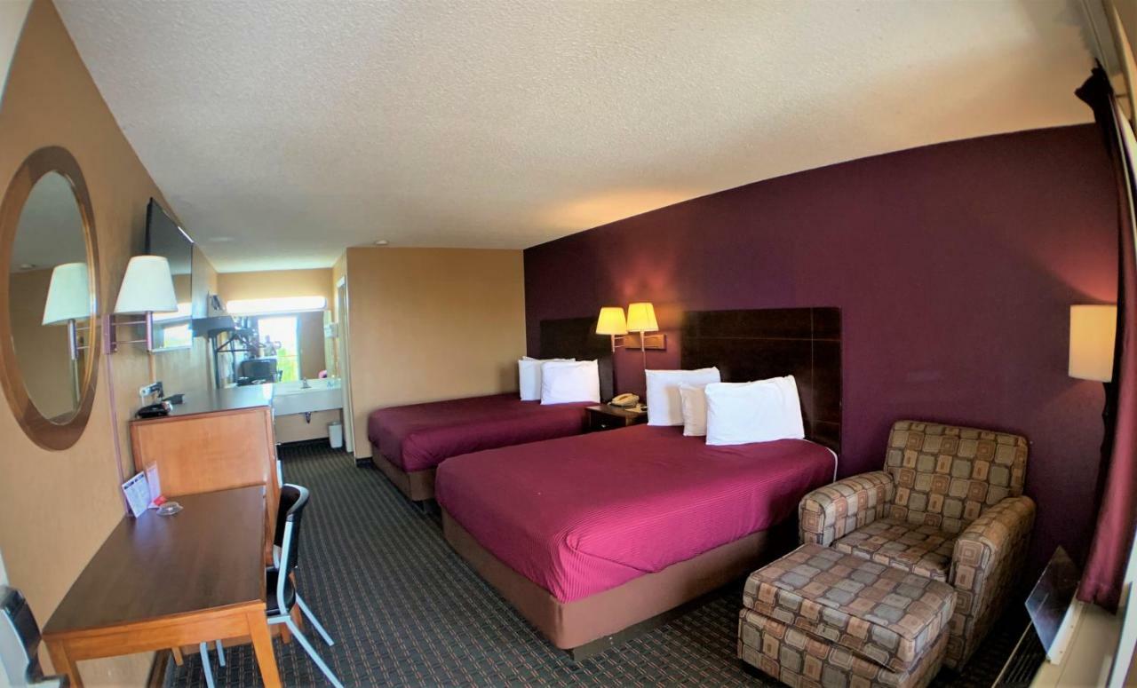 Star Plus Inn & Suites Selmer ภายนอก รูปภาพ