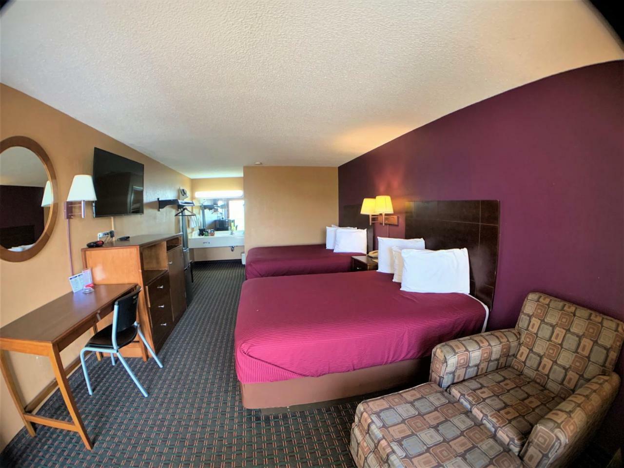 Star Plus Inn & Suites Selmer ภายนอก รูปภาพ